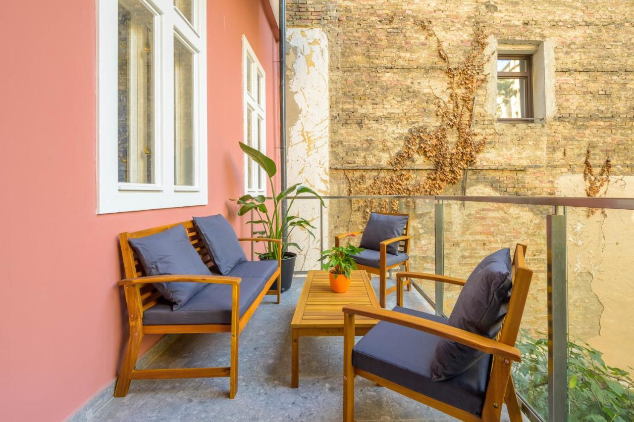 Best Seasons Andrassy Будапеща Екстериор снимка